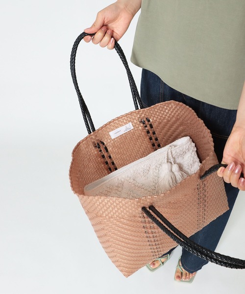 Jines（ジネス）の「ジャガードZIPクラッチBAG（クラッチバッグ・レディース・ホワイト・FREE）」の9枚目の写真