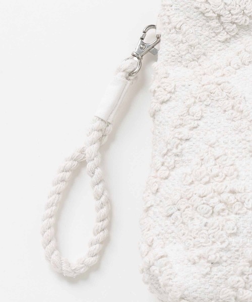 Jines（ジネス）の「ジャガードZIPクラッチBAG（クラッチバッグ・レディース・ホワイト・FREE）」の6枚目の写真