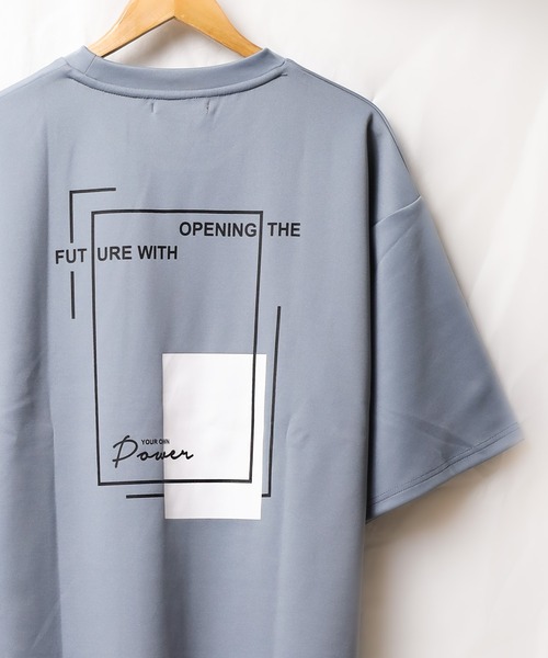 Pledge（プレッジ）の「/pledge/プリントBIGクルーネックTEE（Tシャツ/カットソー・レディース・ホワイト系その他/ブラック系その他/ベージュ系その他/ホワイト系その他2/ホワイト系その他3/ブラック系その他2/ブラック系その他3/ベージュ系その他2/ベージュ系その他3/ブルー系その他/ブルー系その他2/ブルー系その他3・LARGE/MEDIUM）」の12枚目の写真