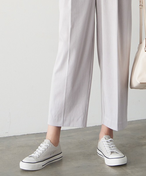 ikka（イッカ）の「【伸びる靴ひも】撥水キャンバススニーカー（スニーカー・レディース・オートミール/ブラック/オフホワイト/グレー/その他/ブルー/グリーン/ライトグレー/ライトブルー・L/XL/M）」の4枚目の写真