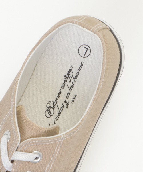 ikka（イッカ）の「【伸びる靴ひも】撥水キャンバススニーカー（スニーカー・レディース・オートミール/ブラック/オフホワイト/グレー/その他/ブルー/グリーン/ライトグレー/ライトブルー・L/XL/M）」の20枚目の写真
