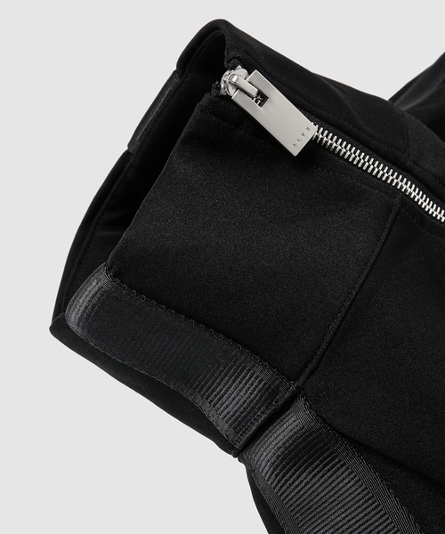 1017 ALYX 9SM(アリクス)の「TRACKTOP - 1(ニット/セーター・メンズ・ブラック系その他・MEDIUM/LARGE/X-LARGE)」の2枚目の写真
