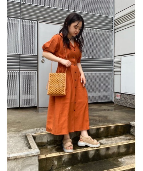 MOUSSYマウジー TUCK WAIST ジャケット ロングドレスワンピース② MOUSSY（マウジー）の「WAIST FIT TUCK ドレス（ワンピース