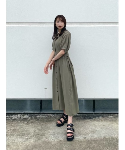 MOUSSYマウジー TUCK WAIST ジャケット ロングドレスワンピース② MOUSSY（マウジー）の「WAIST TUCK RUFFLE ドレス（ワンピース