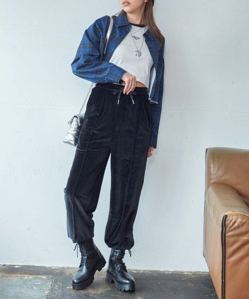 WEGO（ウィゴー）の「WEGO/ロゴ刺繍ロンT（Tシャツ/カットソー・レディース・ホワイト/ブラック/ブラック系その他5/その他1/グリーン系その他5・FREE）」の20枚目の写真