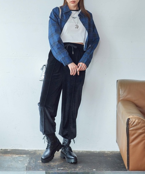 WEGO（ウィゴー）の「WEGO/ロゴ刺繍ロンT（Tシャツ/カットソー・レディース・ホワイト/ブラック/ブラック系その他5/その他1/グリーン系その他5・FREE）」の21枚目の写真