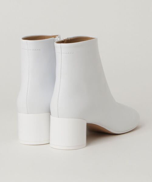 MM6_（エムエムシックス）の「MM6 ANKLE BOOT（ブーツ・レディース・ホワイト・38/37/36）」の2枚目の写真
