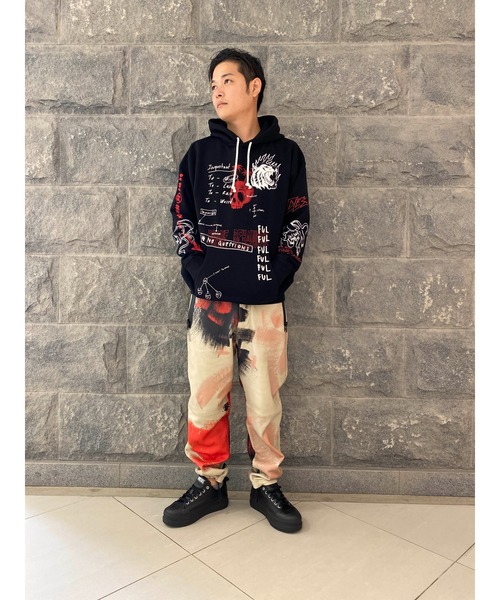 DIESEL(ディーゼル)の「メンズ パーカー カンガルーポケット BCI サステナブル(パーカー・メンズ・ホワイト/ブラック・XX-LARGE/X-SMALL/MEDIUM/X-LARGE/LARGE/SMALL)」の19枚目の写真