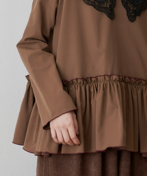 Libra Cue（リブラ キュー）の「メローフリルボリュームブラウス（シャツ/ブラウス・レディース・ダークグリーン/ブラウン/ブラック・FREE）」の15枚目の写真