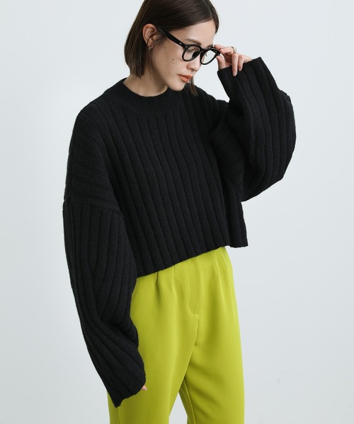 select MOCA(セレクトモカ)の「2021 AW ショート丈カーブスリーブリブニット(ニット/セーター・レディース・ブラック/ピンク/グリーン・FREE)」の1枚目の写真