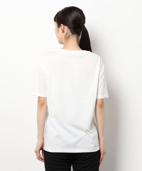 mysty woman（ミスティウーマン）の「モノクロフォトカラーロゴＴ 229110（Tシャツ/カットソー・レディース・チャコール/ダークベージュ/オフホワイト・FREE）」の5枚目の写真