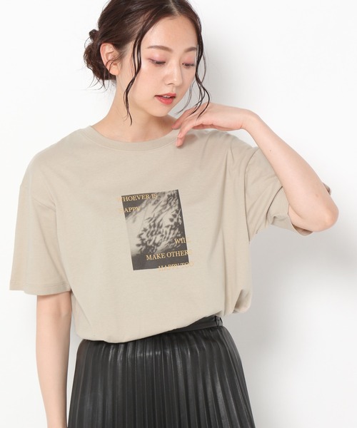 mysty woman（ミスティウーマン）の「モノクロフォトカラーロゴＴ 229110（Tシャツ/カットソー・レディース・チャコール/ダークベージュ/オフホワイト・FREE）」の19枚目の写真