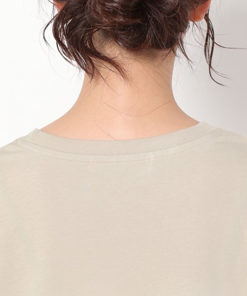 mysty woman（ミスティウーマン）の「モノクロフォトカラーロゴＴ 229110（Tシャツ/カットソー・レディース・チャコール/ダークベージュ/オフホワイト・FREE）」の12枚目の写真