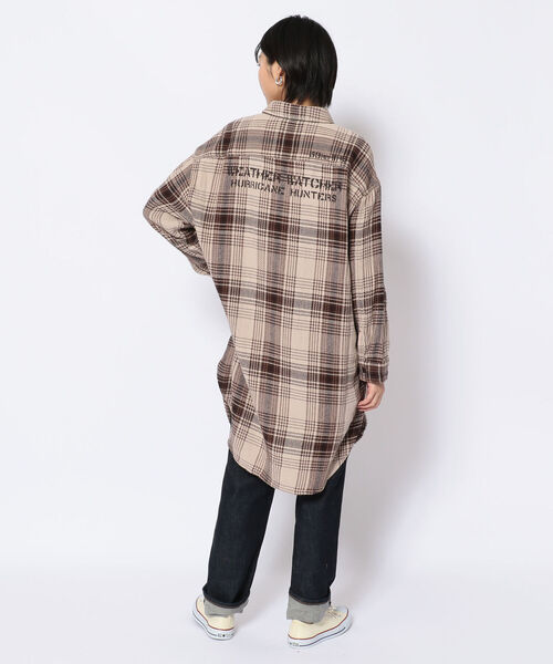 AVIREX（アヴィレックス）の「チェックシャツワンピース ハリケーンハンタース/ CHECK SHIRT ONEPIECE HURRICAINE HUNTERS（シャツワンピース・レディース・ベージュ/レッド/ブルー・FREE）」の14枚目の写真