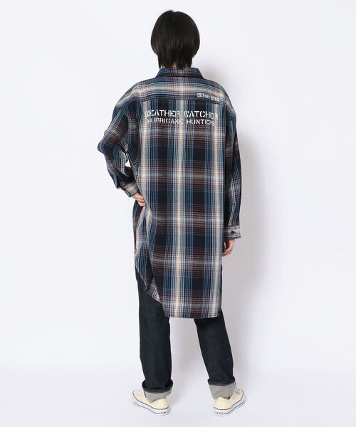 AVIREX（アヴィレックス）の「チェックシャツワンピース ハリケーンハンタース/ CHECK SHIRT ONEPIECE HURRICAINE HUNTERS（シャツワンピース・レディース・ベージュ/レッド/ブルー・FREE）」の22枚目の写真