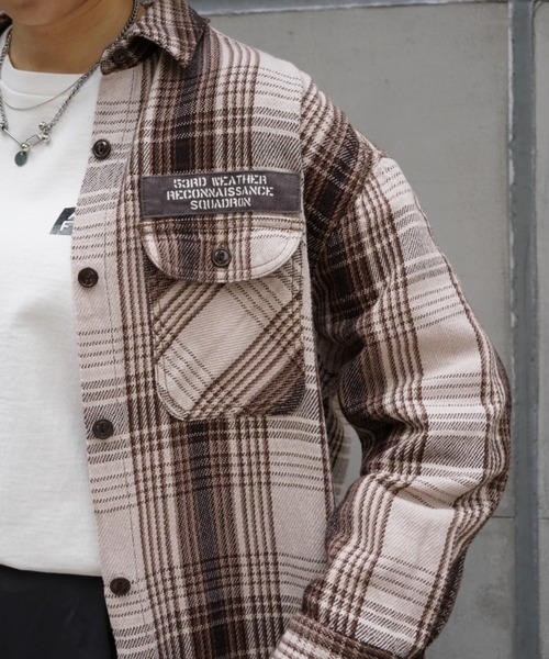 AVIREX（アヴィレックス）の「チェックシャツワンピース ハリケーンハンタース/ CHECK SHIRT ONEPIECE HURRICAINE HUNTERS（シャツワンピース・レディース・ベージュ/レッド/ブルー・FREE）」の15枚目の写真