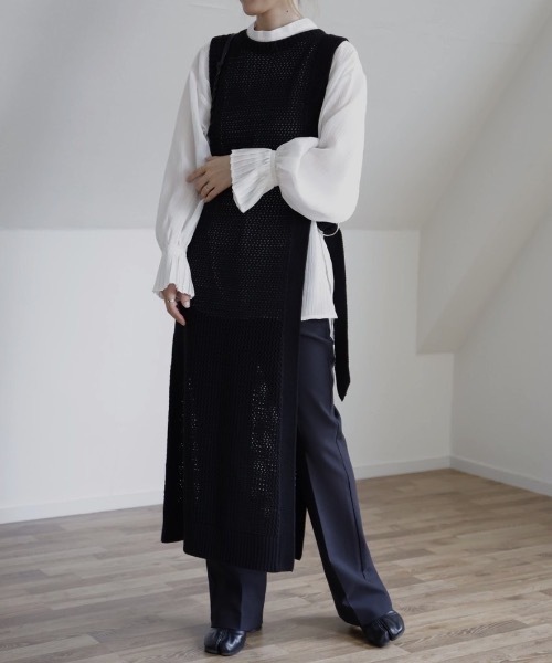 UNFIELD(アンフィールド)の「【UNFIELD メッシュニットベストワンピース】(ワンピース・レディース・ブラック/キナリ/オリーブ・FREE)」の1枚目の写真