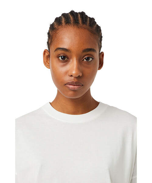 DIESEL（ディーゼル）の「レディース サステナブル Tシャツ リラックスフィット ロゴラベル ロンT（Tシャツ/カットソー・レディース・ホワイト/グレー/ブラック/ピンク・SMALL/X-SMALL/MEDIUM/LARGE）」の19枚目の写真