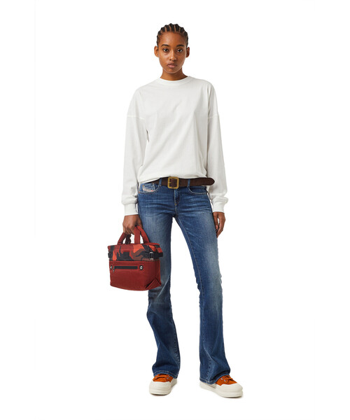 DIESEL（ディーゼル）の「レディース サステナブル Tシャツ リラックスフィット ロゴラベル ロンT（Tシャツ/カットソー・レディース・ホワイト/グレー/ブラック/ピンク・SMALL/X-SMALL/MEDIUM/LARGE）」の2枚目の写真