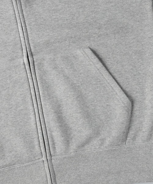 Champion（チャンピオン）の「【Champion】ロゴ刺繍ジップパーカー（パーカー・メンズ・ホワイト/グレー/ブラック・S/M/L/XL）」の14枚目の写真