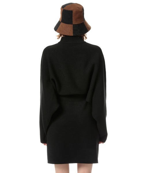 SLY（スライ）の「WAIST RIB KNIT OP/ウエストリブニットワンピース（ワンピース・レディース・アイボリー/ベージュ/ブラック・2/1）」の10枚目の写真