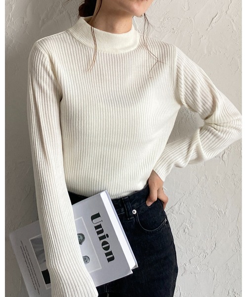 She's Closet（シーズクローゼット）の「プチハイネックタイト長袖リブニットプルオーバートップス（ニット/セーター・レディース・ブラック/ベージュ/グレー/オフホワイト/アイボリー/モカ/ダークパープル/パープル/ミント/テラコッタ/ブルー/マスタード/グレイッシュベージュ/スモークピンク/グリーン/ボルドー・M/L）」の17枚目の写真