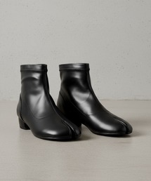 LibertyDoll（リバティードール）の「LibertyDoll ３ｃｍ円柱ヒール ストレッチ足袋ブーツ（ブーツ・レディース）」