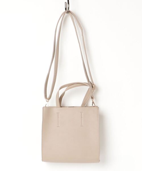 E.TOKYO（イートーキョー）の「E.TOKYO /がま口2WAYBAG [ミルラ] (331908)（ショルダーバッグ・レディース・ホワイト/ブラック/ベージュ/ブラウン/ブラック系その他/ブラウン系その他・FREE）」の7枚目の写真