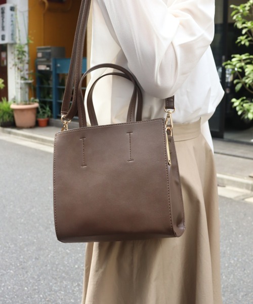 E.TOKYO（イートーキョー）の「E.TOKYO /がま口2WAYBAG [ミルラ] (331908)（ショルダーバッグ・レディース・ホワイト/ブラック/ベージュ/ブラウン/ブラック系その他/ブラウン系その他・FREE）」の4枚目の写真