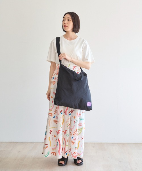 PR01.(ピーアールワン)の「「N/ordinary」CRUMPLE 3WAY SHOULDER BAG (BIG)(ショルダーバッグ・メンズ・ブラック/ベージュ/パープル/カーキ/イエロー/レオパード・FREE)」の14枚目の写真