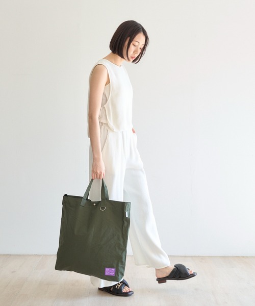 PR01.(ピーアールワン)の「「N/ordinary」CRUMPLE 3WAY SHOULDER BAG (BIG)(ショルダーバッグ・メンズ・ブラック/ベージュ/パープル/カーキ/イエロー/レオパード・FREE)」の21枚目の写真