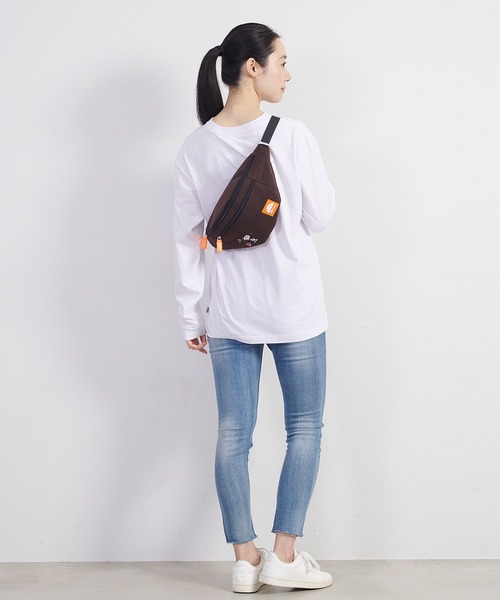 ellesse（エレッセ）の「【エレッセ×スヌーピー】スヌーピーコラボ コーデュロイ ウエストバッグ（ボディバッグ/ウエストポーチ・レディース・ネイビー/ブラック/ベージュ/ブラウン・FREE）」の16枚目の写真