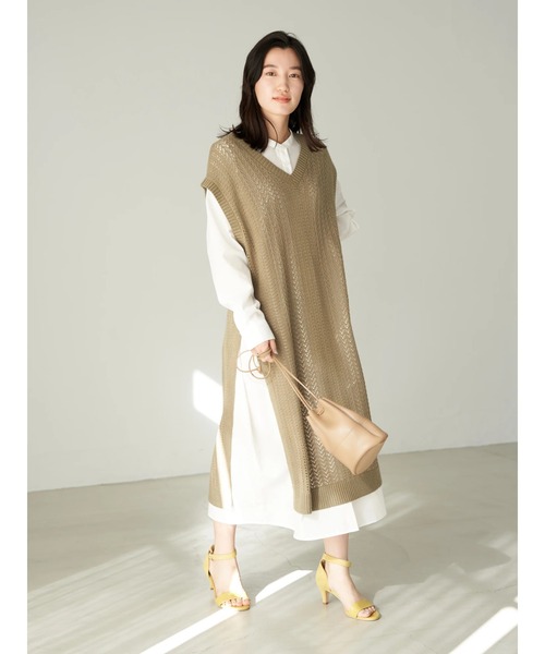 earth music&ecology（アースミュージックアンドエコロジー）の「SET2点透かし編ニットジレ＋シャツワンピース＊（ワンピース・レディース・ブラック/オフホワイト/カーキ・FREE）」の8枚目の写真