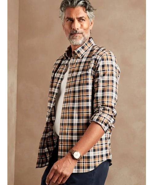 BANANA REPUBLIC FACTORY STORE（バナナリパブリック ファクトリーストア）の「BANANA REPUBLIC FACTORY STORE　　アンタックシャツ（シャツ/ブラウス・メンズ・ブラウン/オレンジ/ホワイト/ホワイト系その他/イエロー系その他/イエロー/ブルー/マルチ/ホワイト系その他2/ネイビー/ピンク/ブルー系その他/ブラック/ブルー系その他2/ブラック系その他/レッド/ブルー系その他3/ブラウン系その他2/その他/ブラウン系その他/ブルー系その他4/グレー/レッド系その他/ブラック系その他2/ブルー系その他5/オリーブ/ブルー系その他6/ストライプ/ブラック系その他3/その他1/アイボリー/ブラウン系その他3/チェック/パープル系その他/ホワイト系その他3・XL/L/M/S）」の11枚目の写真