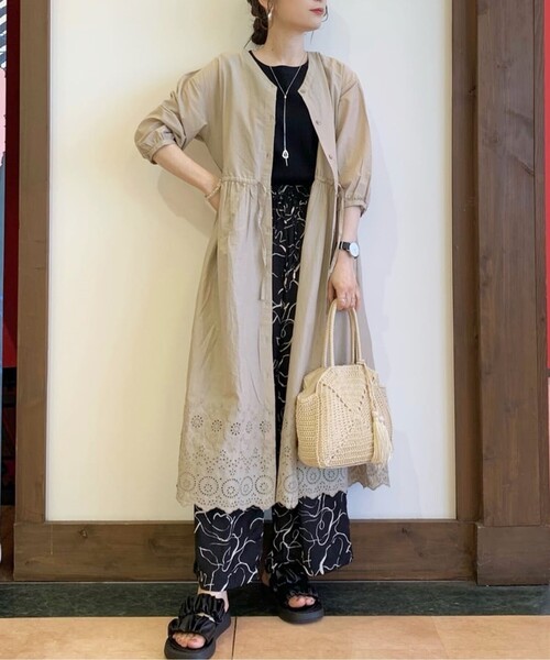 Cutie Blonde(キューティーブロンド)の「◆【洗える/インド綿】ウエストゴム裾刺繍ワンピース(ワンピース・レディース・ブラック/オフホワイト/ライトベージュ/マスタード・00)」の11枚目の写真