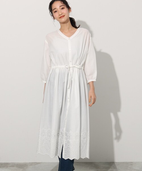 Cutie Blonde(キューティーブロンド)の「◆【洗える/インド綿】ウエストゴム裾刺繍ワンピース(ワンピース・レディース・ブラック/オフホワイト/ライトベージュ/マスタード・00)」の22枚目の写真