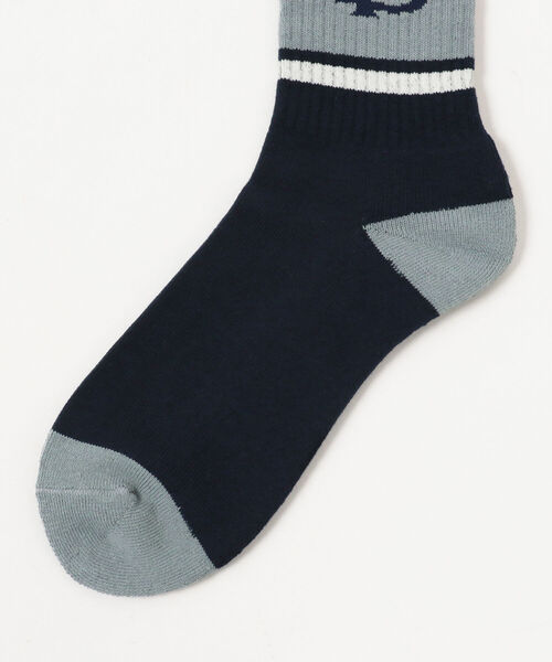 BEAMS T（ビームスティー）の「F-LAGSTUF-F / LINE FS LOGO SOX（ソックス/靴下・メンズ・ホワイト/ネイビー・ONE SIZE）」の3枚目の写真