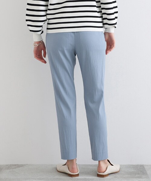 INDIVI(インディヴィ)の「◆【褒められパンツ/洗える】タックテーパードパンツ(その他パンツ・レディース・ブラック/オリーブ/チャコールグレー/ダークグリーン/レッド系1/ホワイト系/ライトブルー/ベビーピンク/ブラウン系その他/カーキ系3/ブルー系5・40/38/36/03/05/12/15 /13/17/19/42/34)」の15枚目の写真