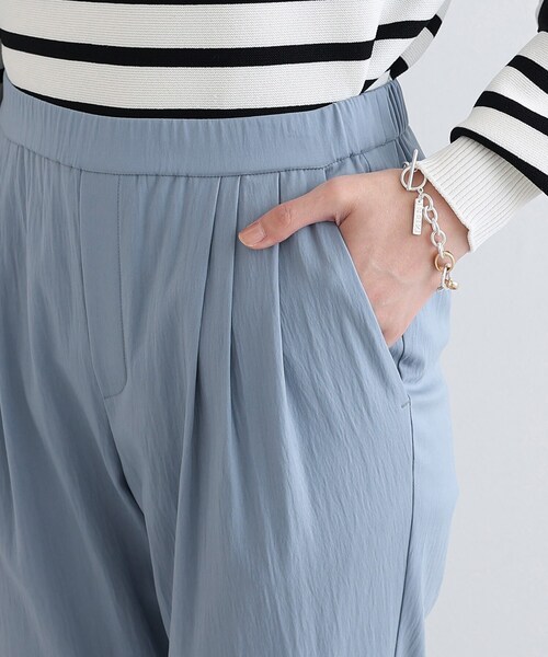 INDIVI(インディヴィ)の「◆【褒められパンツ/洗える】タックテーパードパンツ(その他パンツ・レディース・ブラック/オリーブ/チャコールグレー/ダークグリーン/レッド系1/ホワイト系/ライトブルー/ベビーピンク/ブラウン系その他/カーキ系3/ブルー系5・40/38/36/03/05/12/15 /13/17/19/42/34)」の16枚目の写真