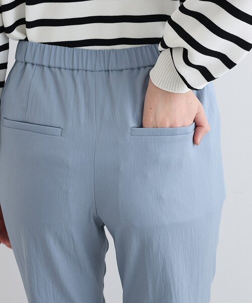 INDIVI(インディヴィ)の「◆【褒められパンツ/洗える】タックテーパードパンツ(その他パンツ・レディース・ブラック/オリーブ/チャコールグレー/ダークグリーン/レッド系1/ホワイト系/ライトブルー/ベビーピンク/ブラウン系その他/カーキ系3/ブルー系5・40/38/36/03/05/12/15 /13/17/19/42/34)」の17枚目の写真
