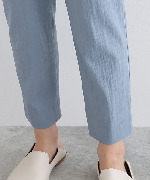 INDIVI(インディヴィ)の「◆【褒められパンツ/洗える】タックテーパードパンツ(その他パンツ・レディース・ブラック/オリーブ/チャコールグレー/ダークグリーン/レッド系1/ホワイト系/ライトブルー/ベビーピンク/ブラウン系その他/カーキ系3/ブルー系5・40/38/36/03/05/12/15 /13/17/19/42/34)」の18枚目の写真