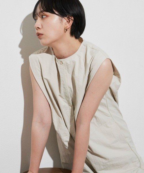 Aunt Marie's（アントマリーズ）の「ショルダータックノースリオールインワン【WEB限定アイテム】（つなぎ/オールインワン・レディース・ブラック/アイボリー・FREE）」の12枚目の写真