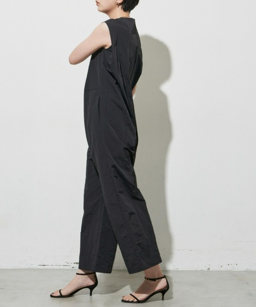 Aunt Marie's（アントマリーズ）の「ショルダータックノースリオールインワン【WEB限定アイテム】（つなぎ/オールインワン・レディース・ブラック/アイボリー・FREE）」の18枚目の写真