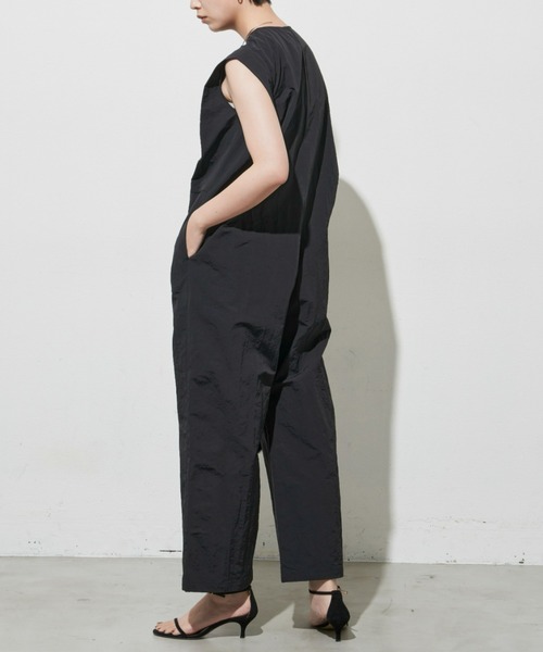 Aunt Marie's（アントマリーズ）の「ショルダータックノースリオールインワン【WEB限定アイテム】（つなぎ/オールインワン・レディース・ブラック/アイボリー・FREE）」の20枚目の写真