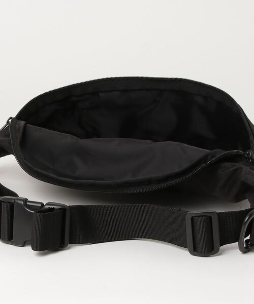 MILKFED.（ミルクフェド）の「MILKFED. × MANASTASH /ミルクフェド×マナスタッシュ　TOP LOGO FANNY PACK トップロゴファニーパック　ウエストバッグ（ボディバッグ/ウエストポーチ・レディース・ブラック・FREE）」の12枚目の写真