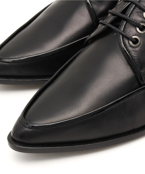 STUDIOUS（ステュディオス）の「レースアップドレスシューズ（ローファー・レディース・ブラック/ホワイト・LARGE/SMALL/MEDIUM）」の6枚目の写真