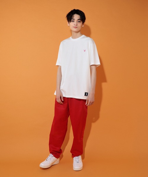 PLAYBOY(プレイボーイ)の「PLAYBOY ワンポイントロゴ刺繍Tシャツ(Tシャツ/カットソー・メンズ・オフホワイト/ホワイト系1/ホワイト系2・M/L/XL)」の18枚目の写真