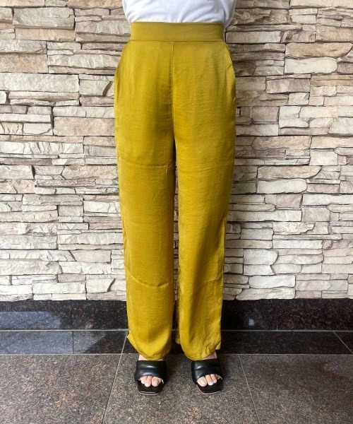 esutoreja(エストレジャ)の「ヴィンテージサテンパンツ(その他パンツ・レディース・ブラック/イエロー/ブルー/モカ・FREE)」の17枚目の写真