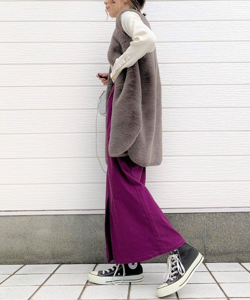 Q（キュー）の「ストレッチロングスカート（スカート・レディース・グレイッシュベージュ/パープル・MEDIUM）」の12枚目の写真