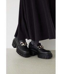 オーバーソールボックスローファー